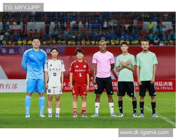 足球服印号的选择与搭配技巧助你成为球场上的焦点